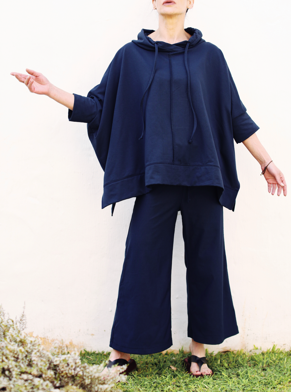 Bongi French Terry Wide Leg, Cropped Pants- Navy