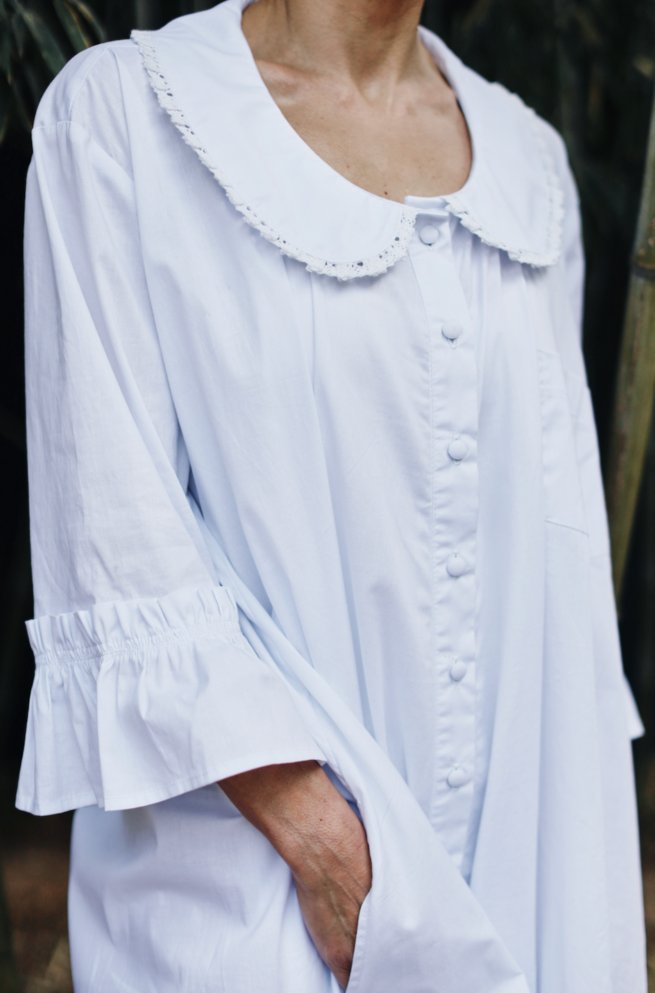 Fran Peter Pan Collar Maxi Shirtdress, with Cotton Lace Trim Collar Detail- White