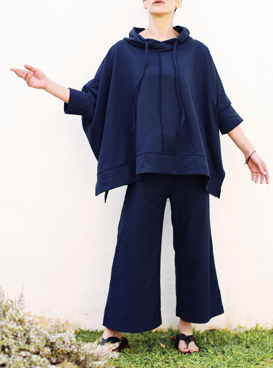 Bongi  French Terry Wide Leg, Cropped Pants- Navy